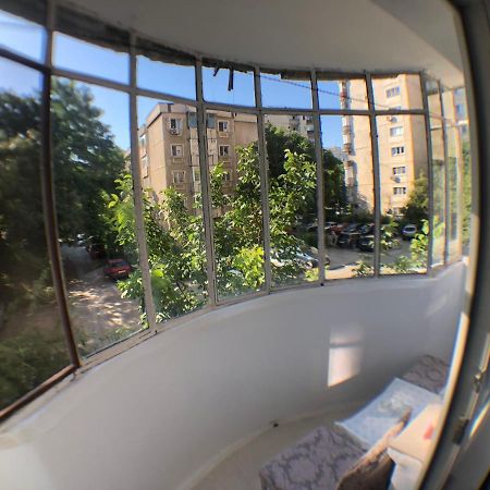 Le Garçon de Cristina-Simple,Quiet,Spacious Studio Bucarest Extérieur photo