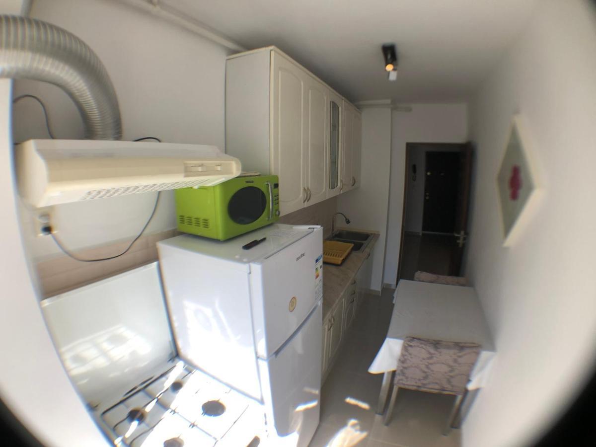 Le Garçon de Cristina-Simple,Quiet,Spacious Studio Bucarest Extérieur photo